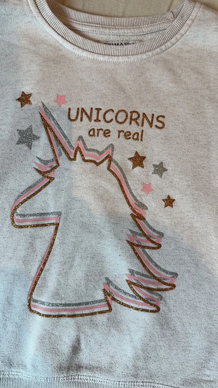 Pull licorne - photo numéro 3