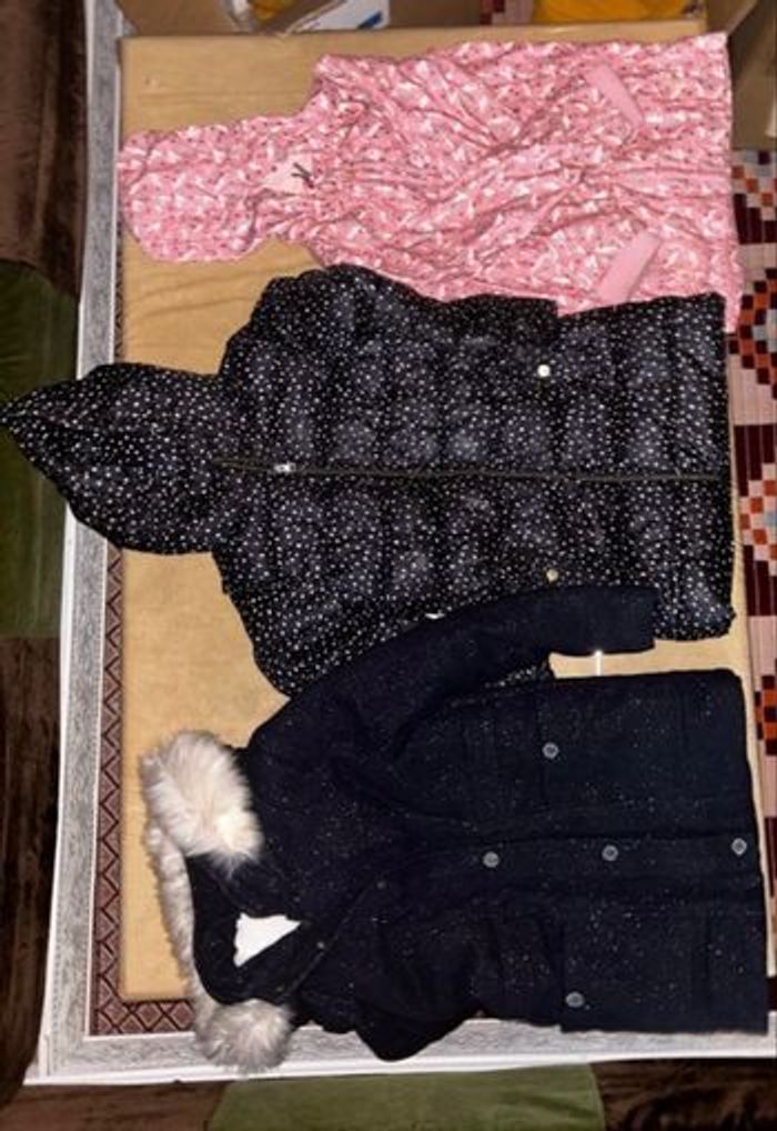 À vendre(plus pour enfant) . Vêtements , chaussures , vestes … ! À bas prix ! - photo numéro 4