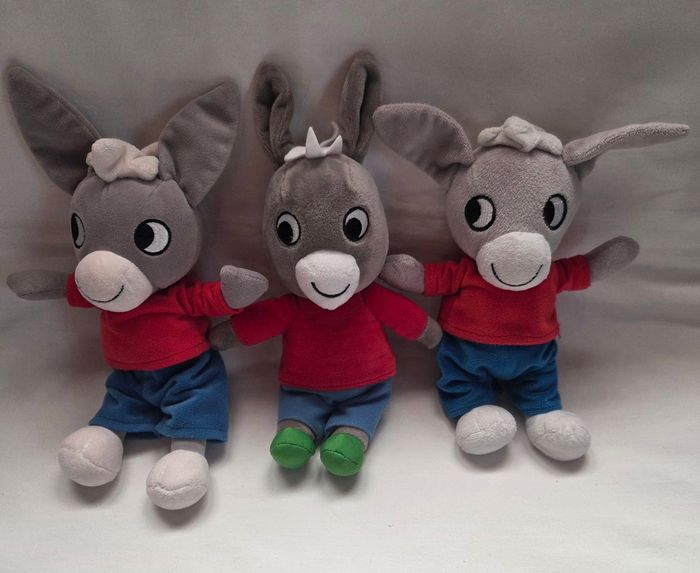 Lot de 3 peluches âne Trotro dont 1 musicale - Gallimard