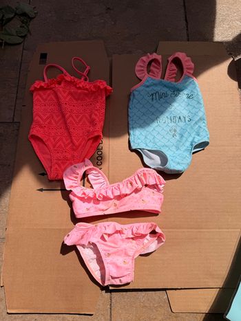 Lot maillots de bain 