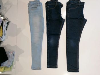 Lot 3 skinny T 8 ans 👧🏻