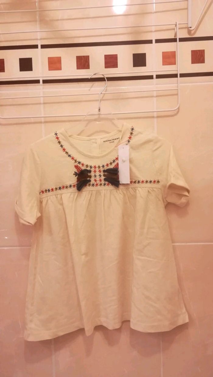 Tee-shirt NEUF étiqueté T14 ans - V92B