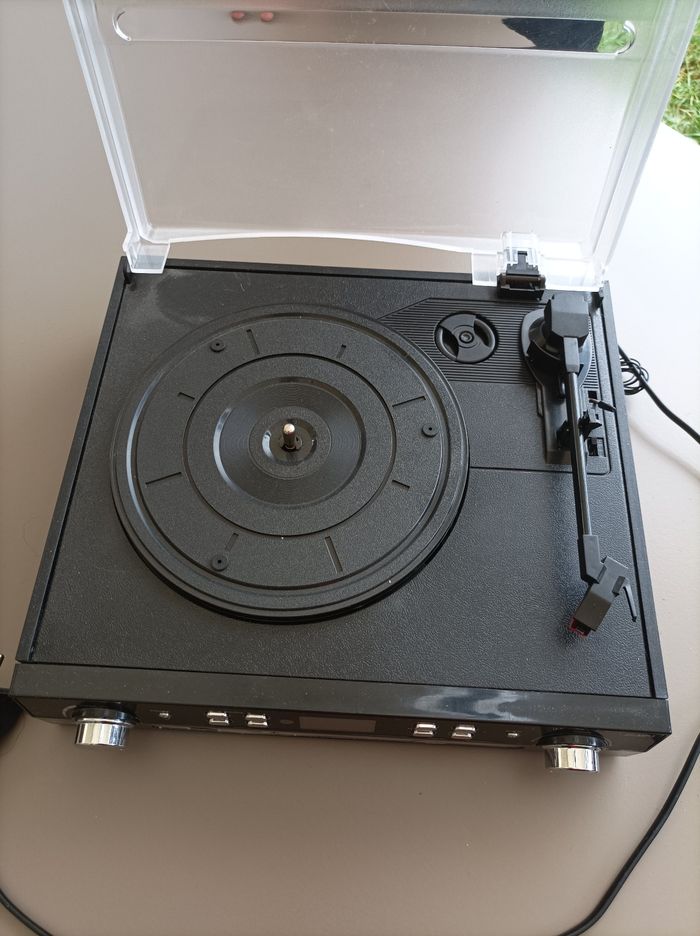 Tourne disque - photo numéro 2