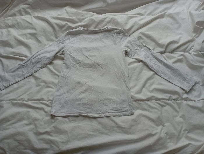 Tee shirt manches longues blanc imprimé licorne 8/10 ans H&M 3€ - photo numéro 4