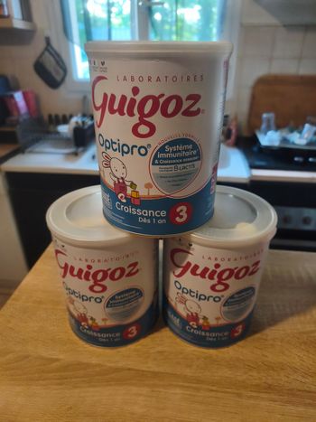 Lot de boîte de lait.