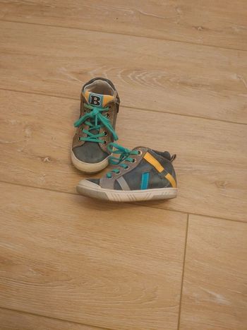Baskets montantes fermeture eclair + lacets