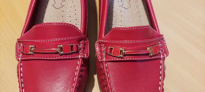 Beaux mocassins femme Confort Soft Shoes rouge 37 tout cuir neufs - photo numéro 6