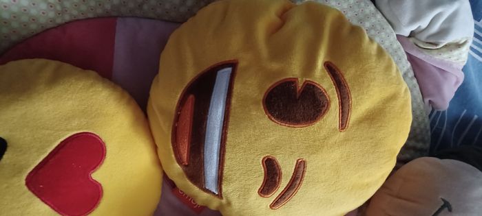 Peluche Smiley ☺️ - photo numéro 4