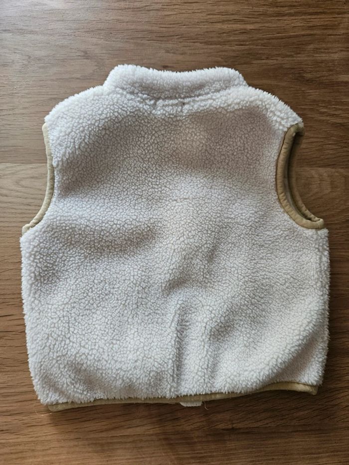 Veste sans manches 9 mois - photo numéro 4