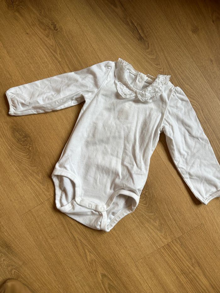 Bodie col dentelle manches longues neuf 12 mois
