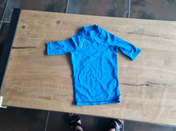 Maillot antiuv Décathlon