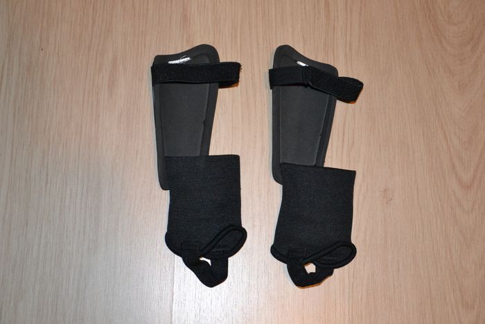 Protège-tibias XS *Pro Touch* - photo numéro 2