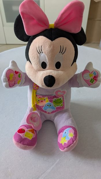 Peluche Minnie avec sucette 