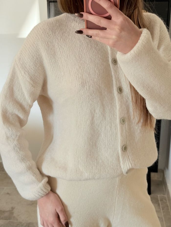 Gilet - Ecru - A Boutonner - Décontracté - Cocooning - Automne