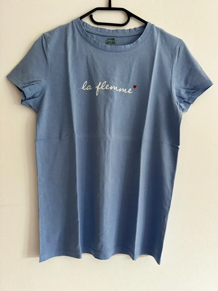 Tee shirt