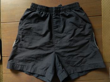 Short de sport "Domyos" T 10 ans