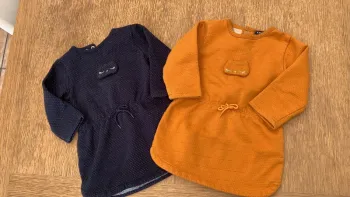 Lot de deux robes 9 mois