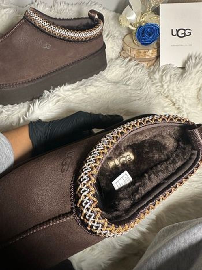 UGG tazz II Sabot - Couleurs marron chocolat - photo numéro 4