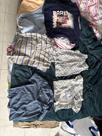 Lot de vêtements