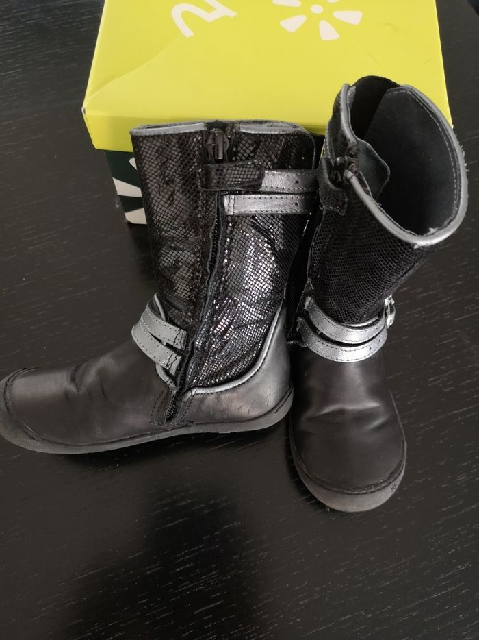 Bottines Aster taille 24 - photo numéro 2