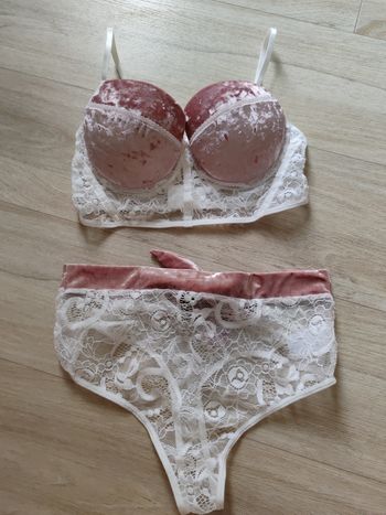 Ensemble blanc et rose