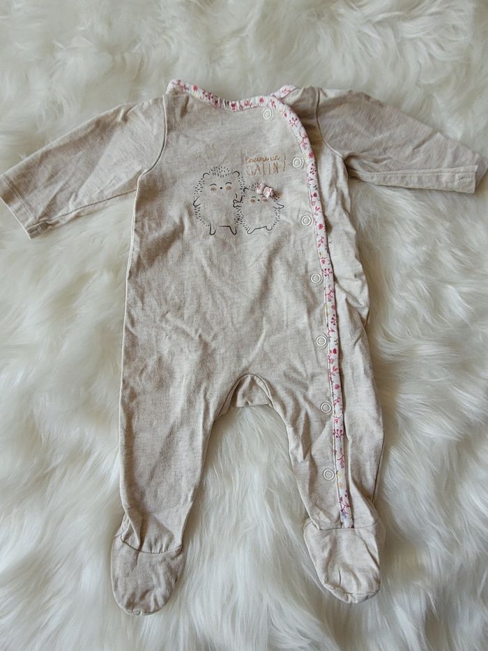 4 pyjamas - photo numéro 2