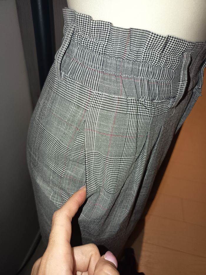 Pantalon gris - photo numéro 2