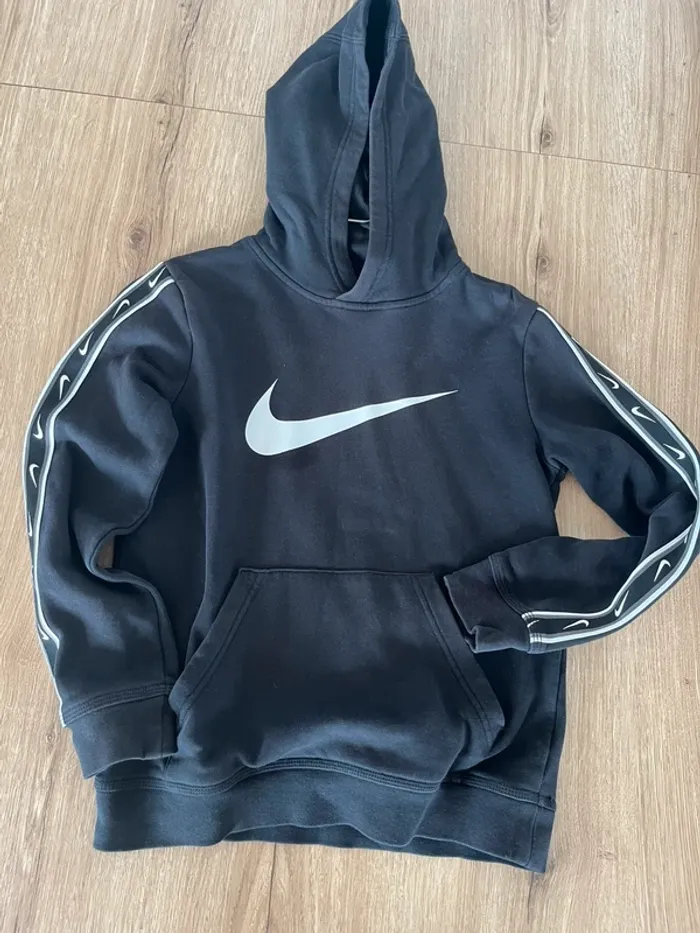 Sweat à capuche Nike garçon M (137-147 cm) noir logo blanc - photo numéro 1