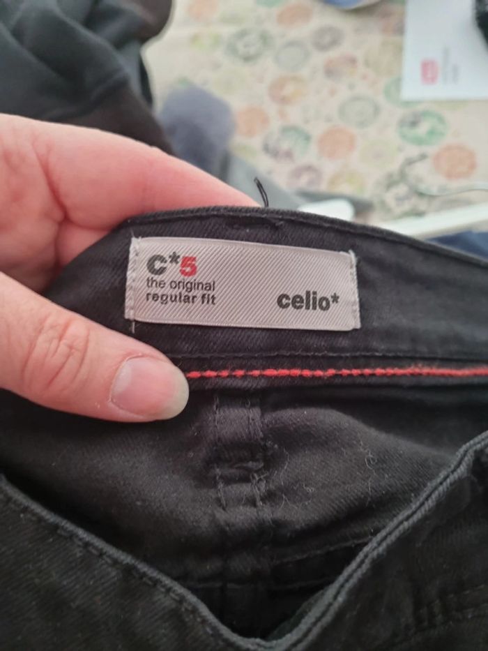 Jean noir regular fit  Celio taille 42 - photo numéro 5