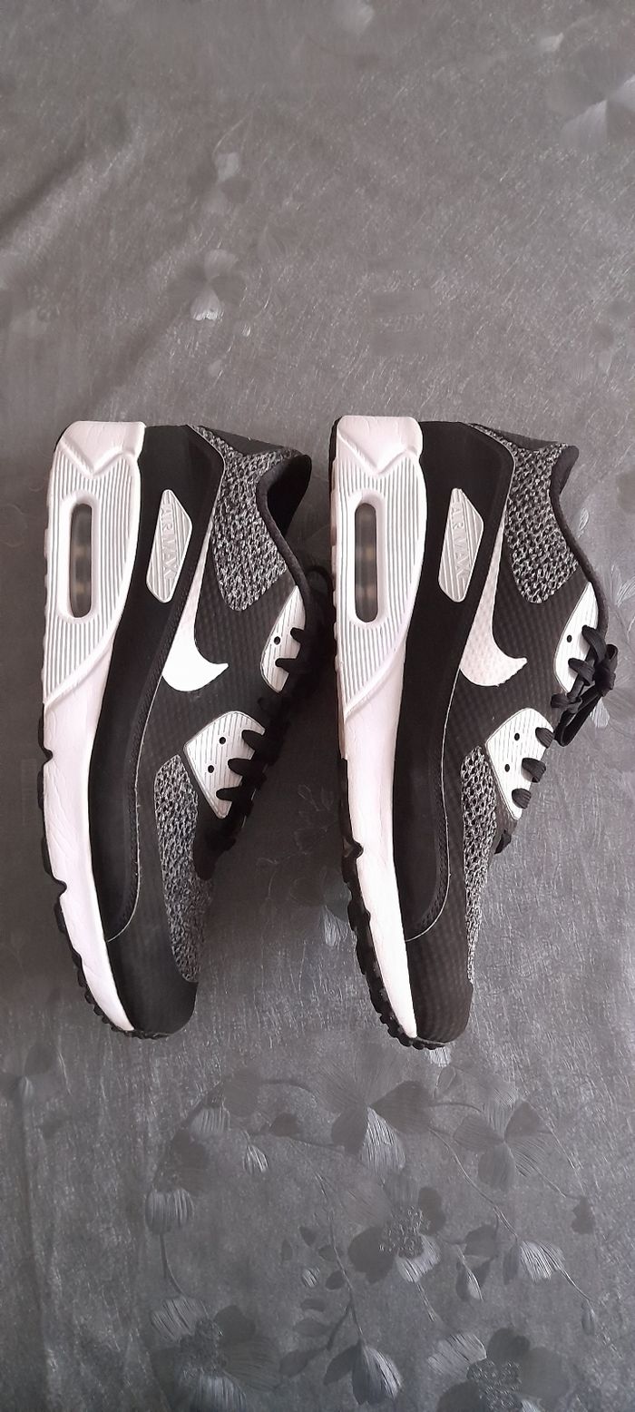 Basket Nike air 44,5 - photo numéro 2