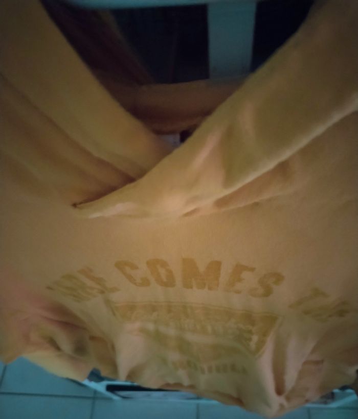 Sweat à capuche avec deux poches "Tape à l'œil" en très bon état - photo numéro 3