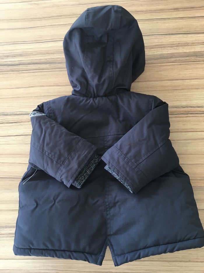 Manteau neuf 6 moins avec capuche - photo numéro 3