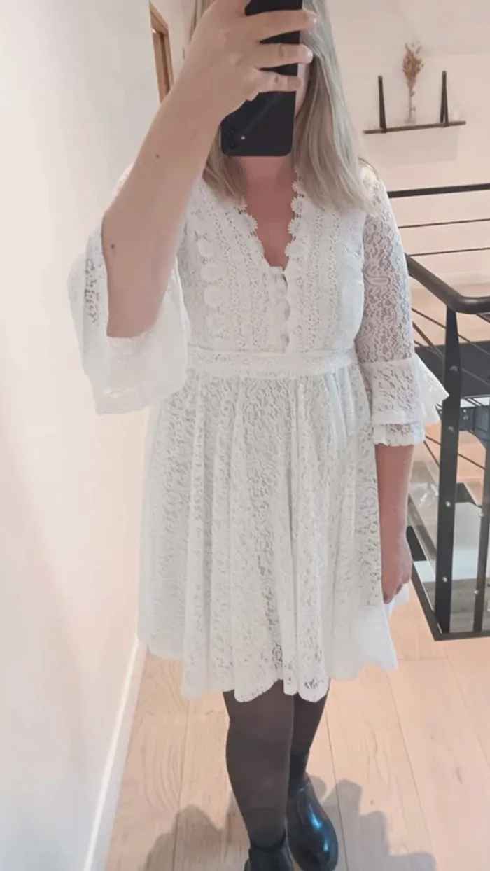 Robe blanche dentelle - photo numéro 17