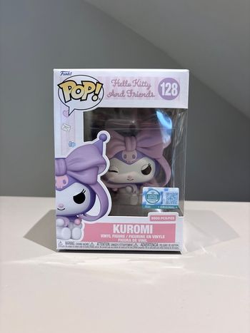 Funko Pop Hello Kitty and friends- Kuromi with bow #128