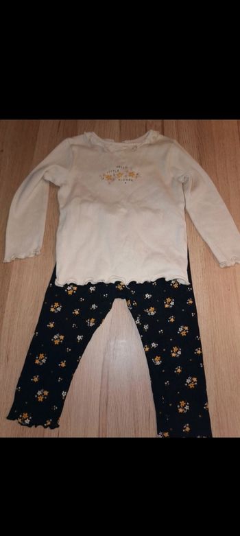 Ensemble leggings + t-shirt ML 18 mois