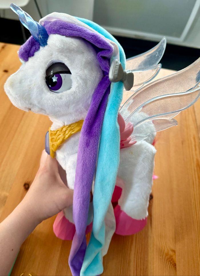 Mila licorne maquillage magique - photo numéro 2
