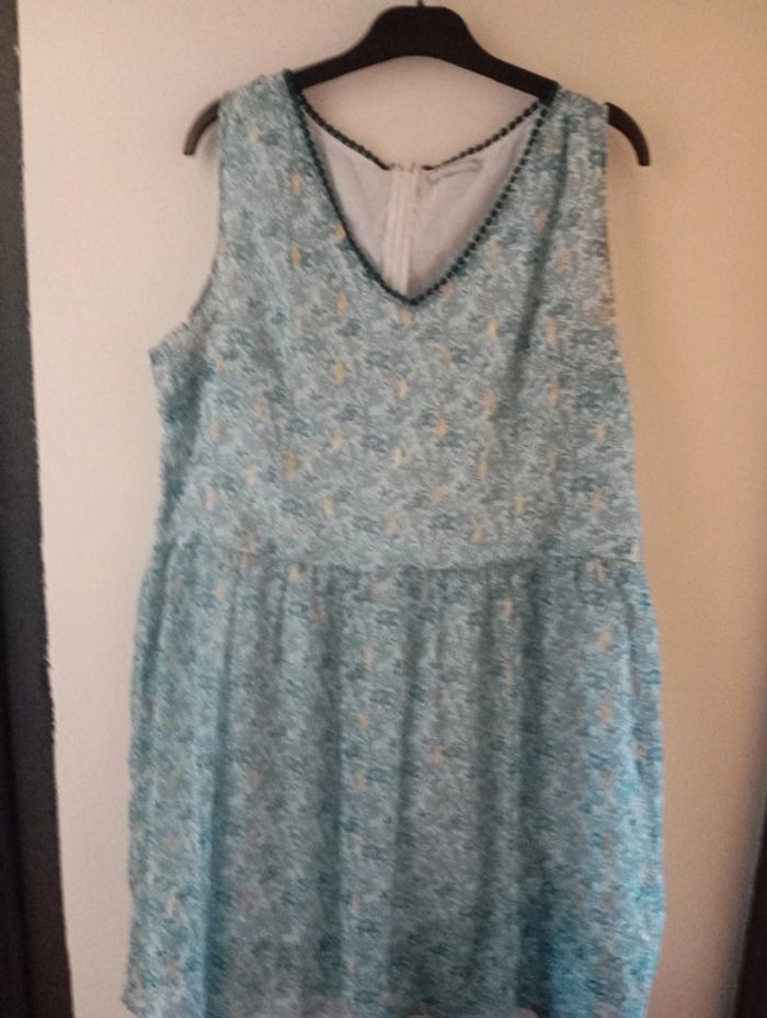 Petite robe d'été bleue, taille XXXL/46. - photo numéro 2