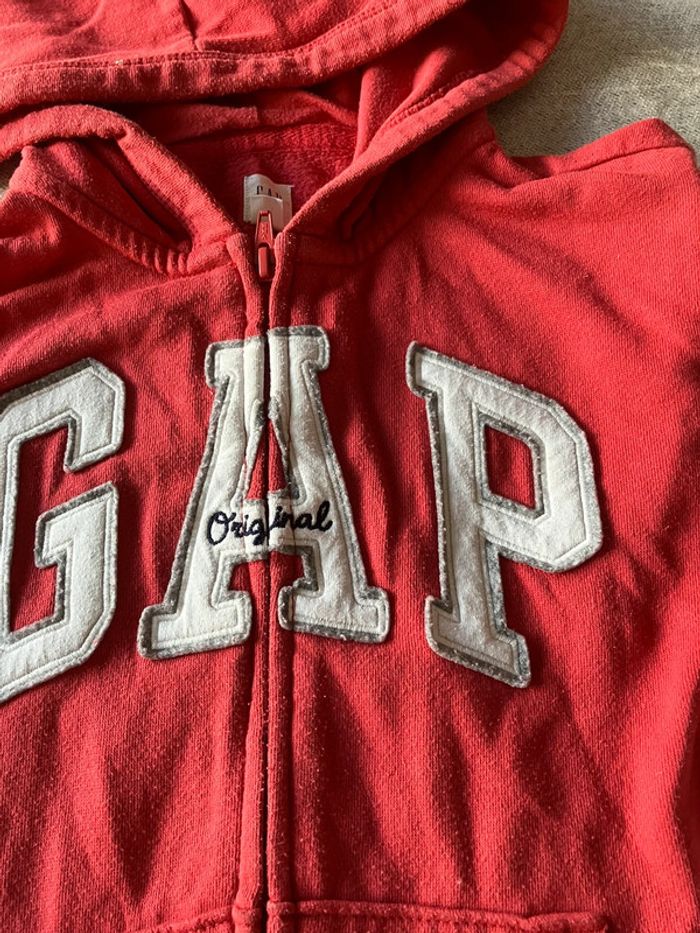Gilet zippé à capuche Gap corail – Taille 10 ans – Très bon état - photo numéro 3