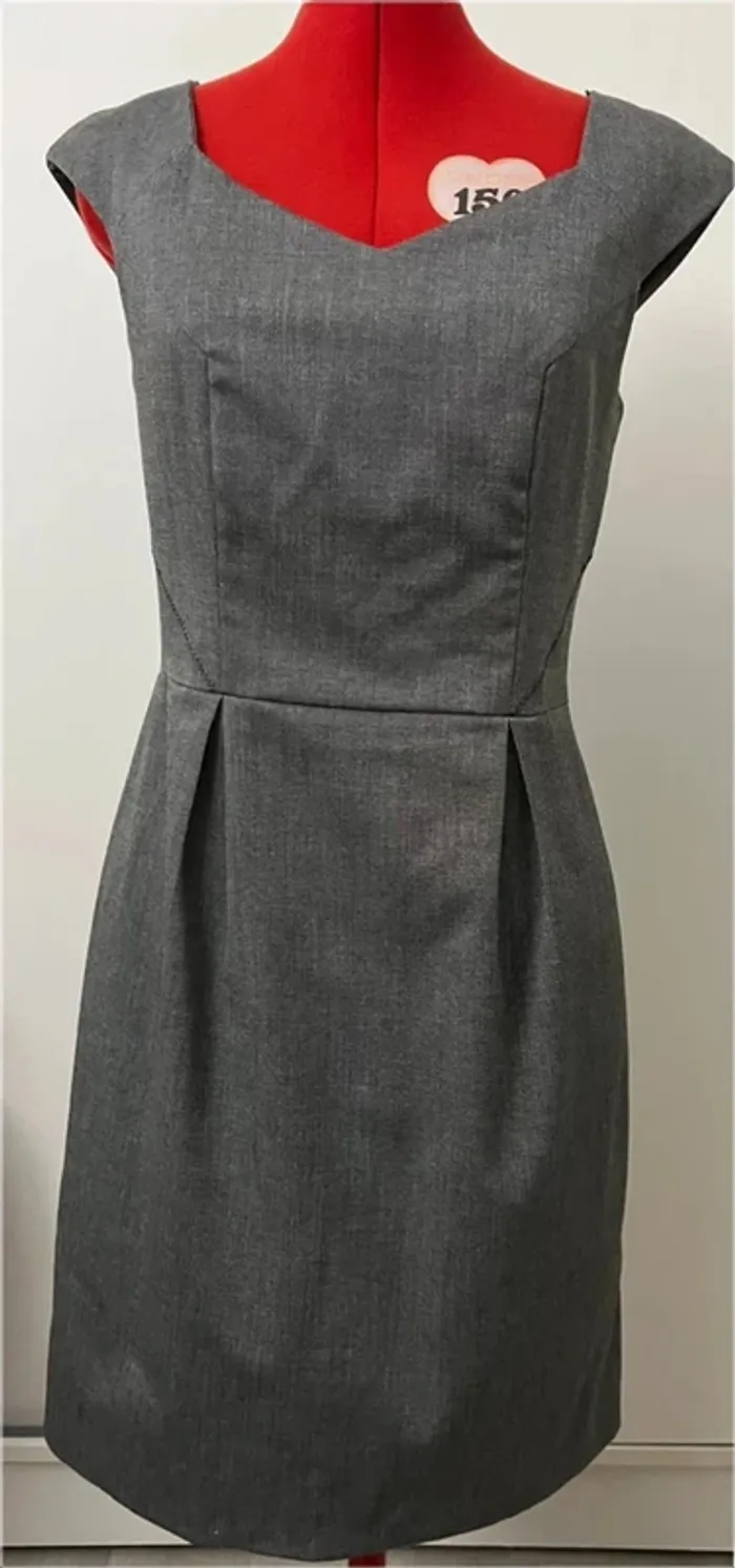 Robe cintrée grise chinée Caroll Paris - photo numéro 2