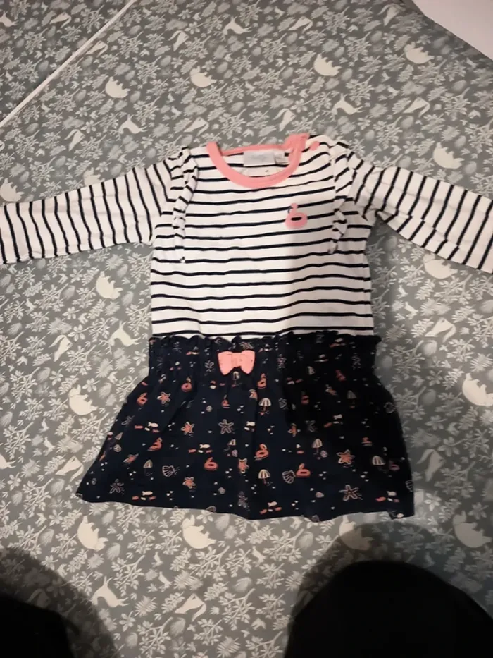 Lot 87 vêtements fille taille 3 mois - photo numéro 3