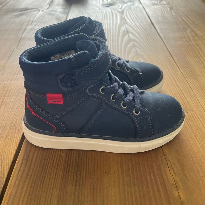 Chaussures montantes 26 - photo numéro 2