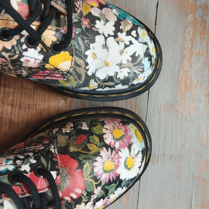 Dr. Martens Made in England – Édition Limitée Serena Miller – Pointure 37 (petit) - photo numéro 3