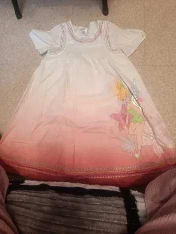 Robe avec fée clochette 9 /10 ans