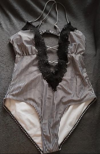 Maillot de bain dentelle