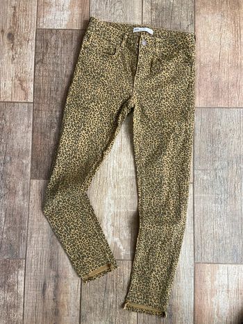 Jean imprimé léopard Zara taille haute