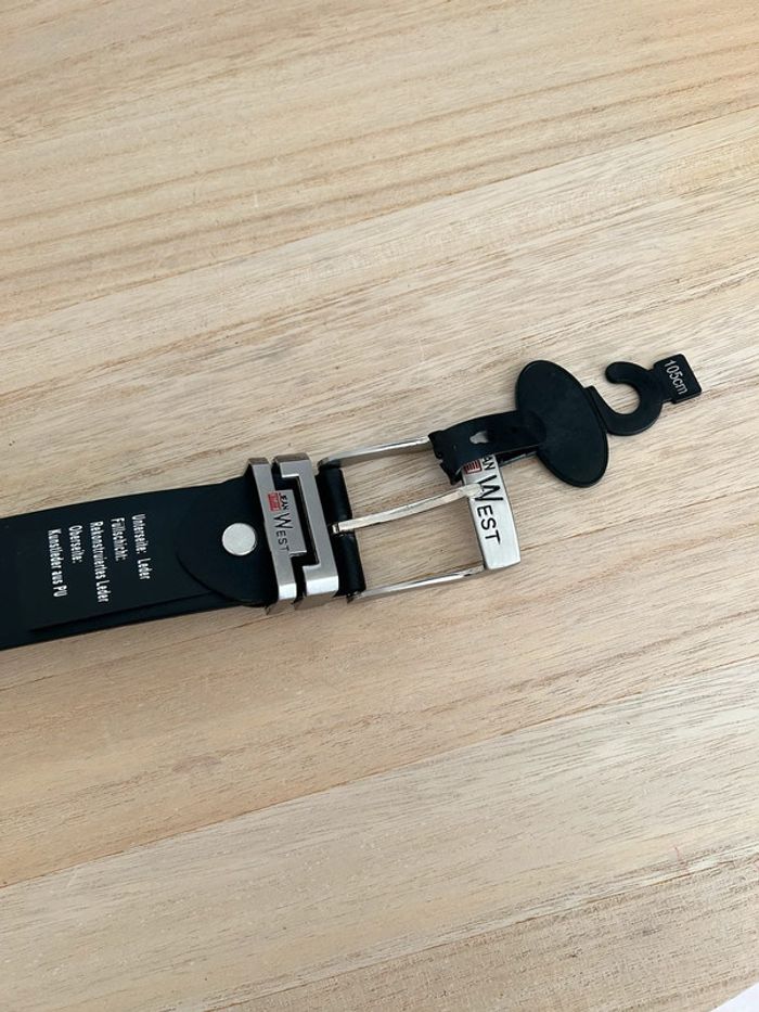 Ceinture en cuir noir taille 105 cm - photo numéro 3