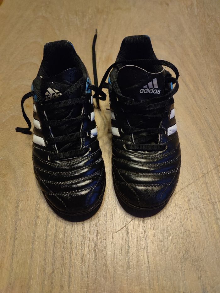 Chaussures de foot 32 - photo numéro 2