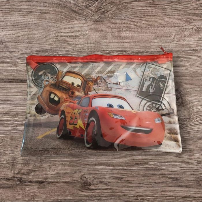 Trousse Cars – Neuve avec étiquette 🚗 - photo numéro 2