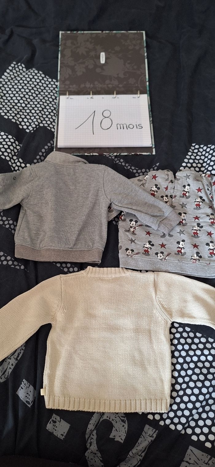 Lot 3 pull hiver taille 18 mois - photo numéro 3