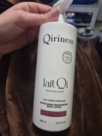 Lait corps de Qiriness 